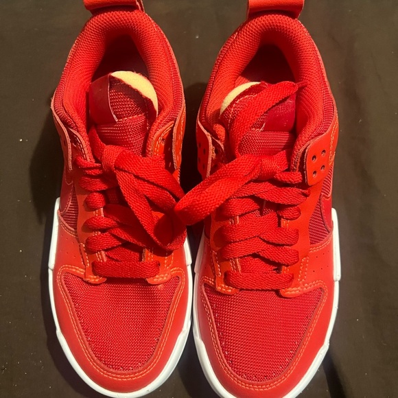 Nike Red and White Athletic Shoes Dunk Low Disruptive fits kids size 4.5 new - Picture 6 of 6